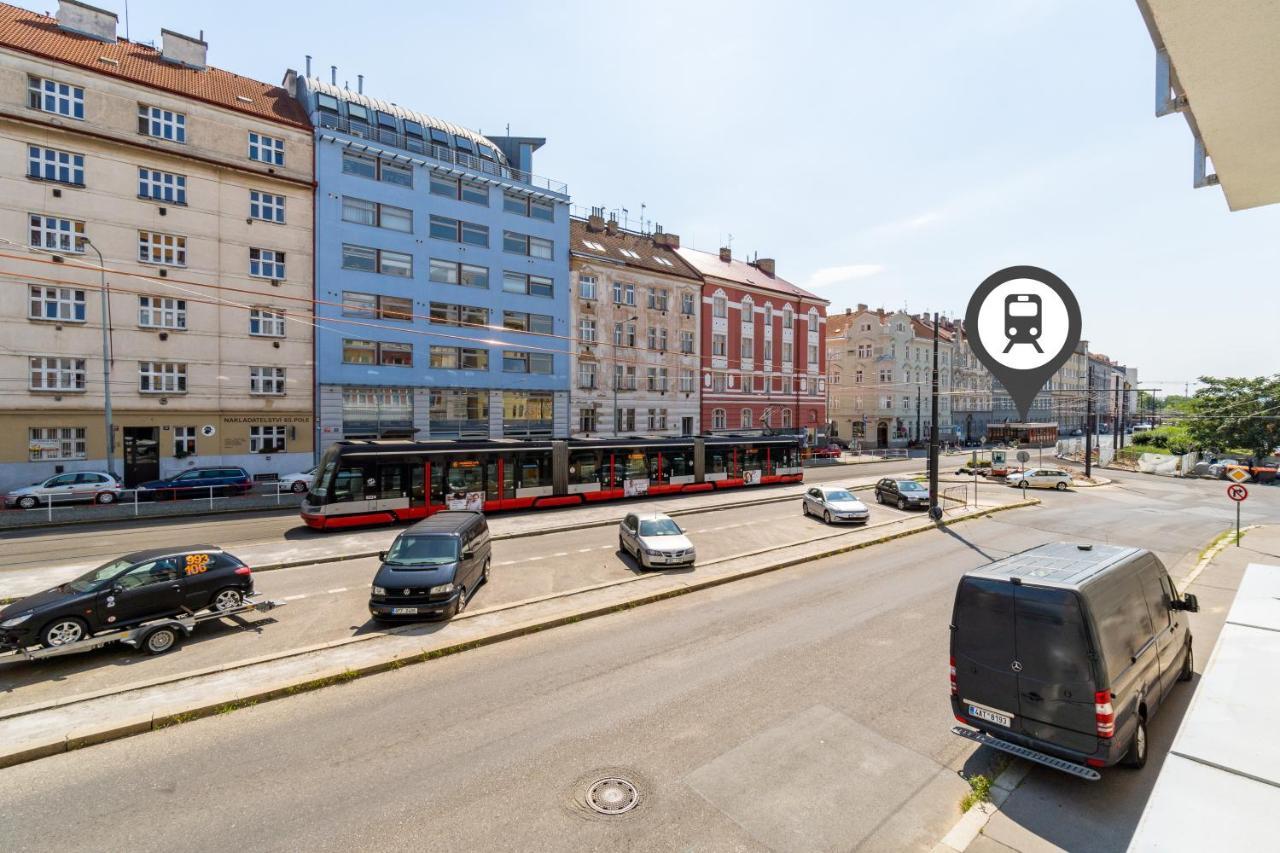 Brand New Two Room Apartment #34 With Free Secure Parking In The Center Prága Kültér fotó